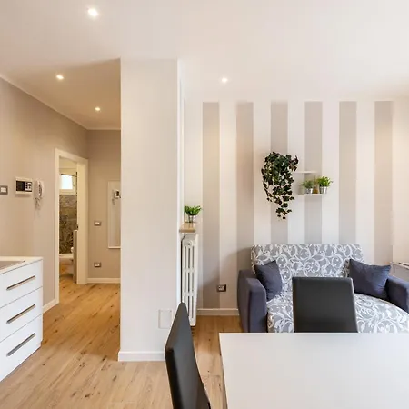 New Casa Ilaria Close To Center Апартаменты