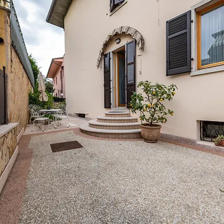 New Casa Ilaria Close To Center Торри-дель-Бенако