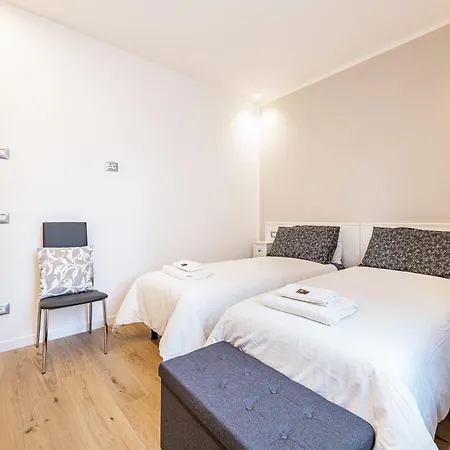 New Casa Ilaria Close To Center *